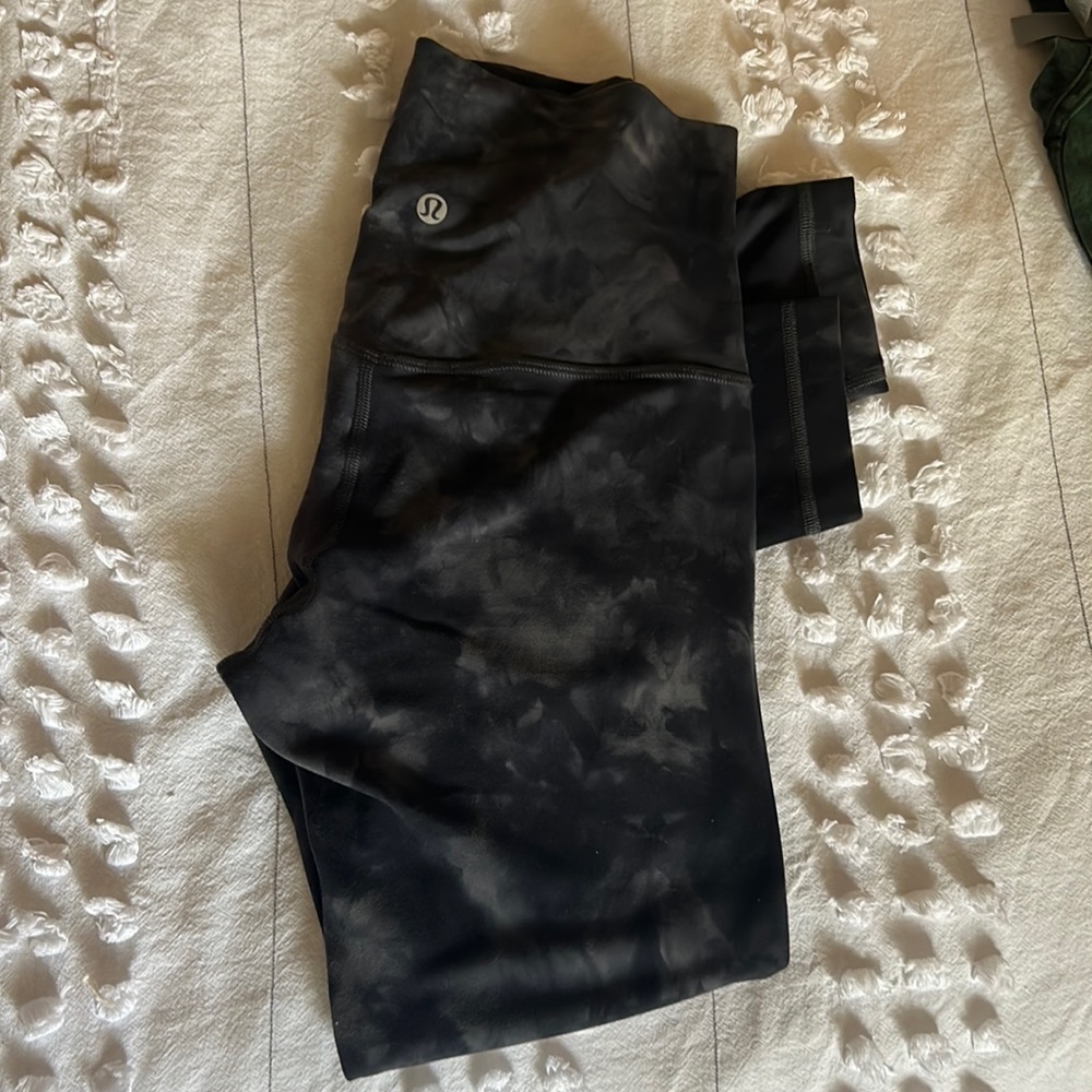 Lululemon Tiedye HIGH waisted legging - worn 3x